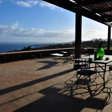 Horizon Pantelleria Bed & Breakfast *