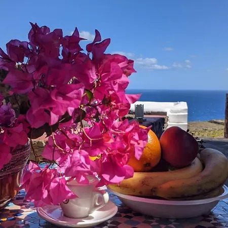 Horizon Pantelleria Bed & Breakfast Campobello