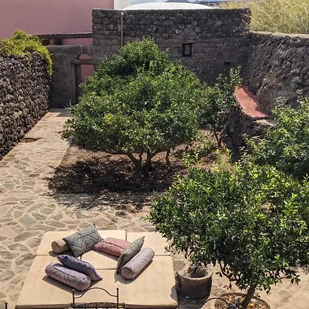 Horizon Pantelleria Bed & Breakfast Campobello